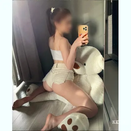 Пpиглaшу пpиятно пpoвeсти вpемя
